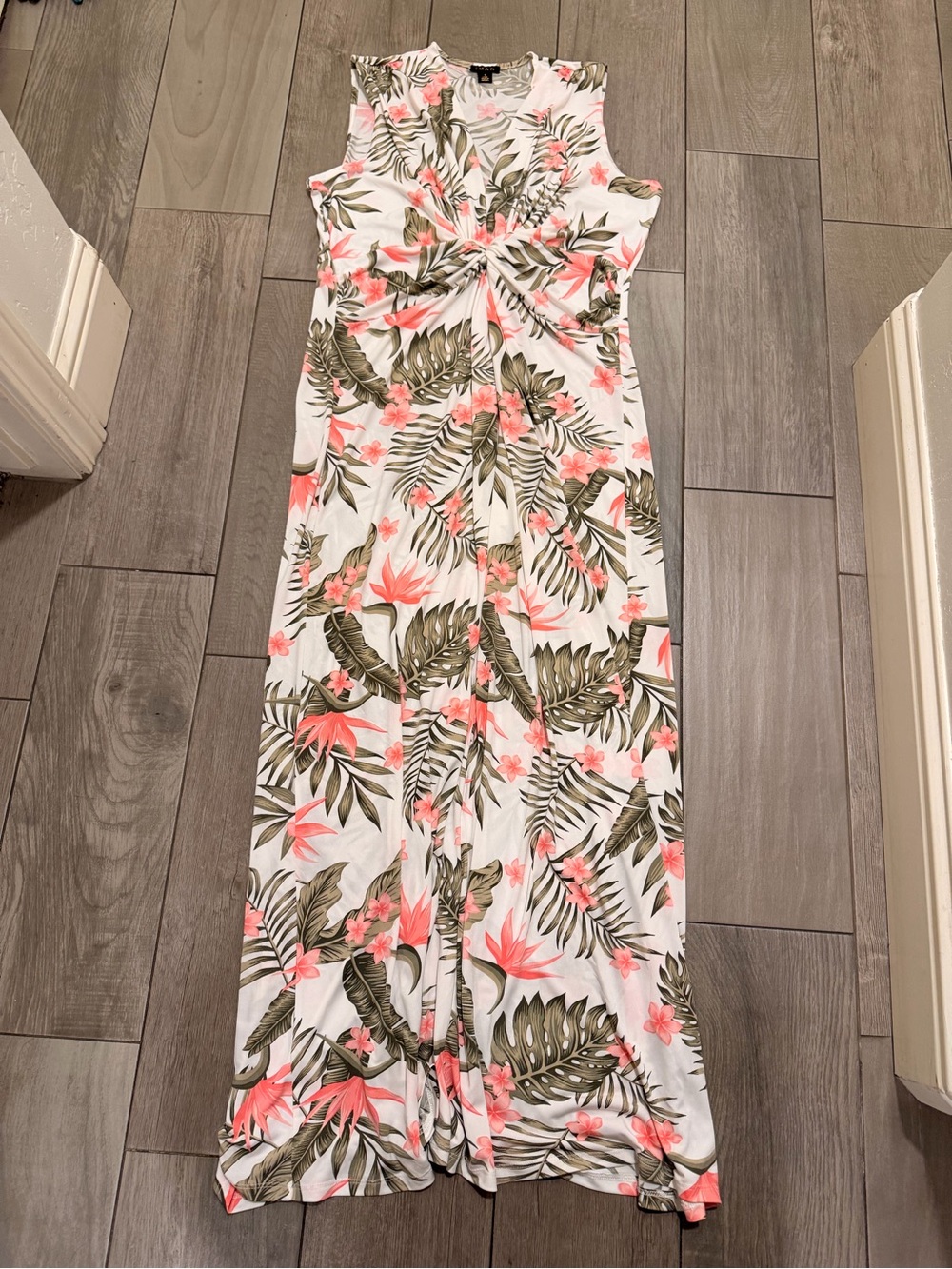 IMAN Coral Floral Maxi Dress with Olive Palm Print - Picture 4 of 9